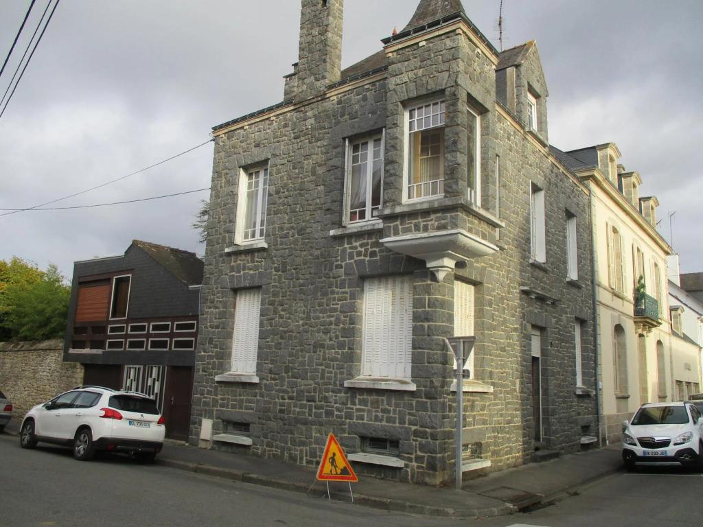 Vente Vente Maison de ville Pontivy - Réf. 1853  - Mandataire immobilier Julien Stil - image 1