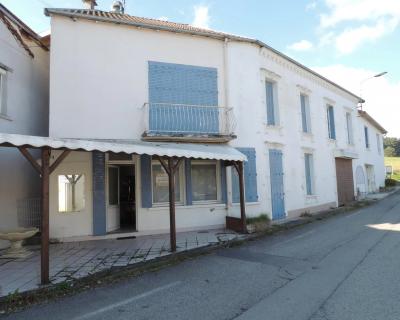 Maison de village 195 m²