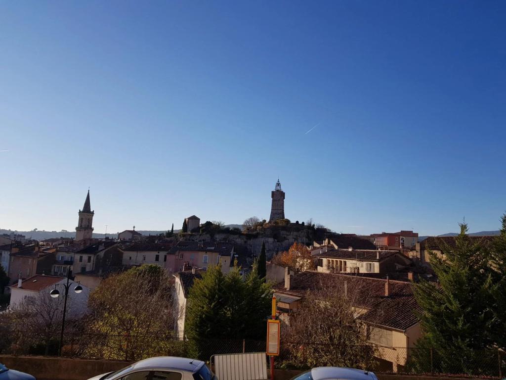 Vente Vente Appartement Draguignan - Réf. 2790  - Mandataire immobilier Valérie Lataste - image 1