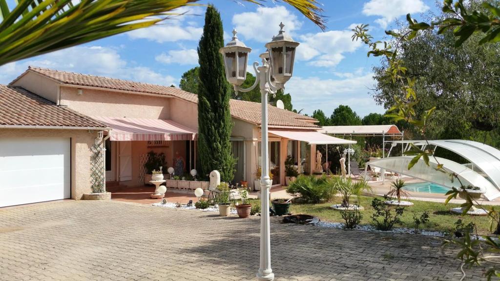 Vente Vente Villa Vidauban - Réf. 1017  - Mandataire immobilier Valérie Lataste - image 1