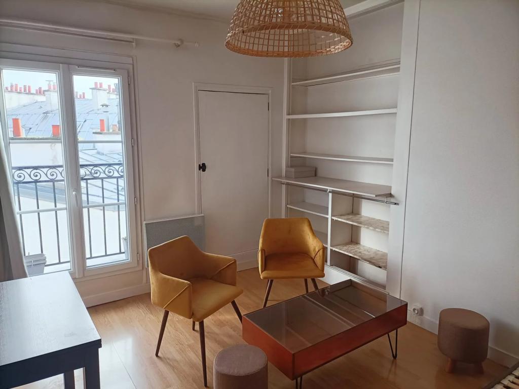 Vente Vente Studio Paris 11ème - Réf. 8608  - Mandataire immobilier Jérôme Karsenti - image 1