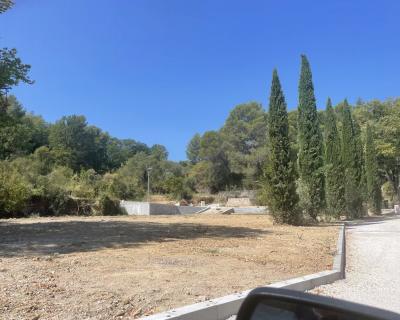 Terrain constructible 889 m²