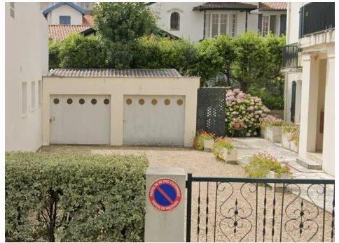 Biarritz 64200 – Box