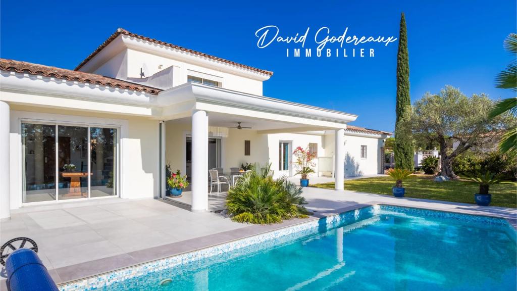 Vente Vente Villa Saint-Raphaël - Réf. 9846  - Mandataire immobilier David Godereaux - image 1