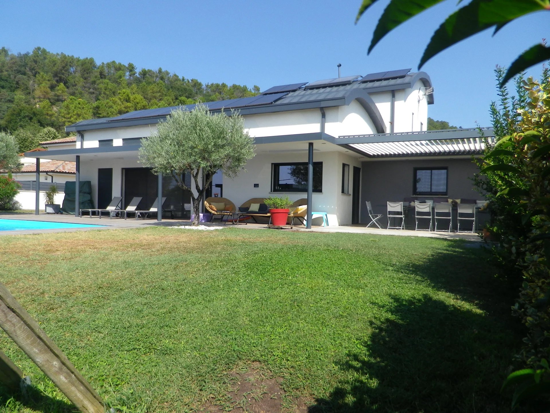 Villa 176.81 m²