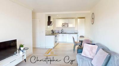 Vente Appartement Roquebrune-sur-Argens - Réf. 10077  - Mandataire immobilier Christophe Cyr - image 2