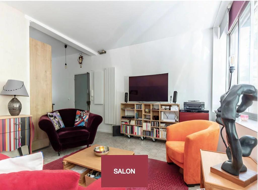 Vente Vente Duplex Paris 20ème - Réf. 10316  - Mandataire immobilier Bérangère Leroy - image 1