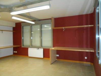 Bureau 138 m²