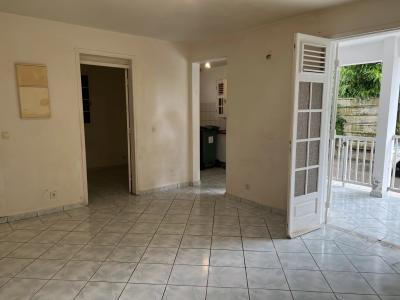 Lamentin 97129 – Immeuble