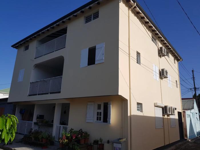 Lamentin 97129 – Immeuble