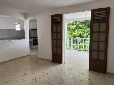 Lamentin 97129 – Immeuble