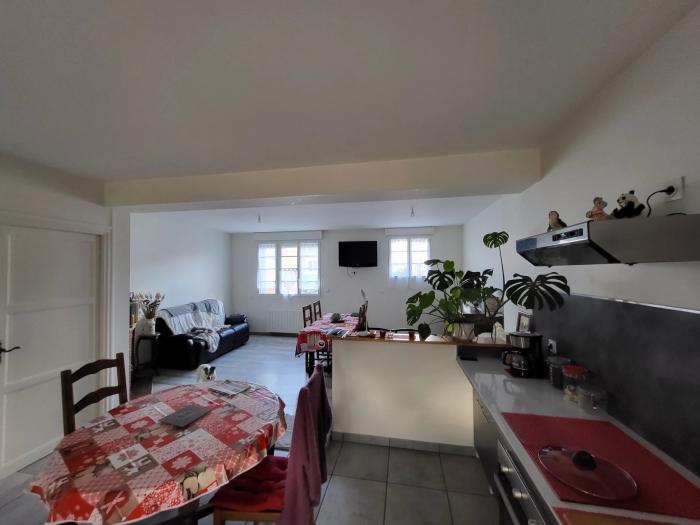 Gournay-en-Bray 76220 – Immeuble