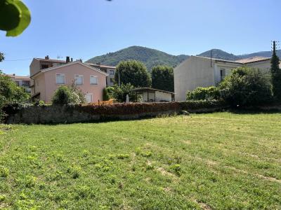 Terrain constructible 790 m²