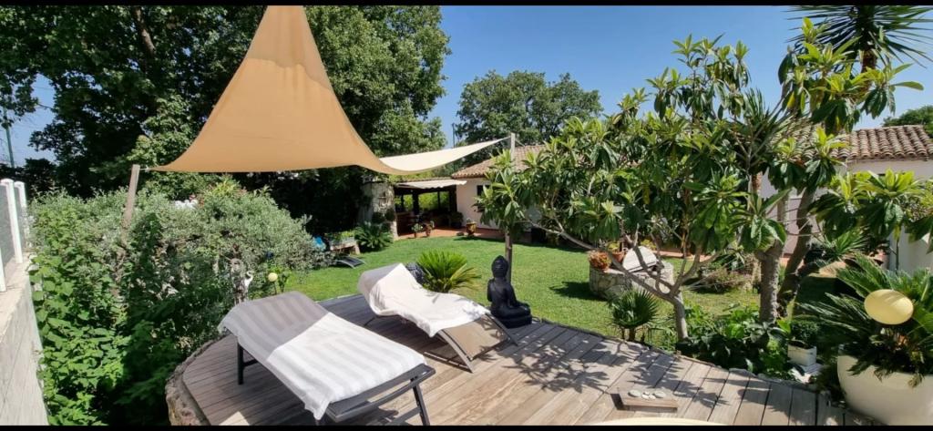 Vente Vente Maison Roquebrune-sur-Argens - Réf. 10677  - Mandataire immobilier Sandrine Lascols - image 1