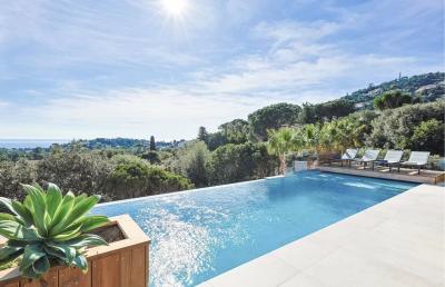 Villa 240 m²