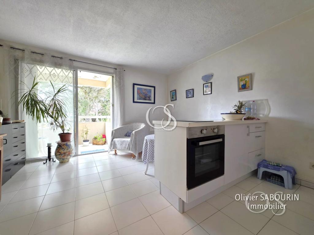 Vente Vente Studio Saint-Raphaël - Réf. 10748  - Mandataire immobilier Olivier Sabourin - image 1