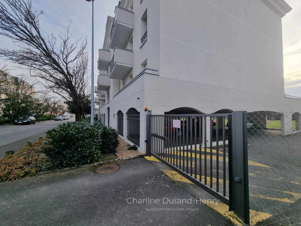 Vente Vente Parking Orléans - Réf. 10199  - Mandataire immobilier Charline Durand-Henry - image 1