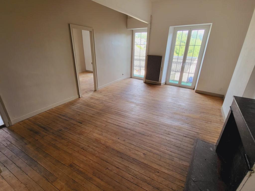 Vente Vente Appartement Oloron-Sainte-Marie - Réf. 8231  - Mandataire immobilier Agent Mandataire France - image 1