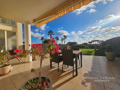 Vente Appartement Saint-Raphaël - Réf. 10264  - Mandataire immobilier Stéphanie Van De Kadsye - image 2