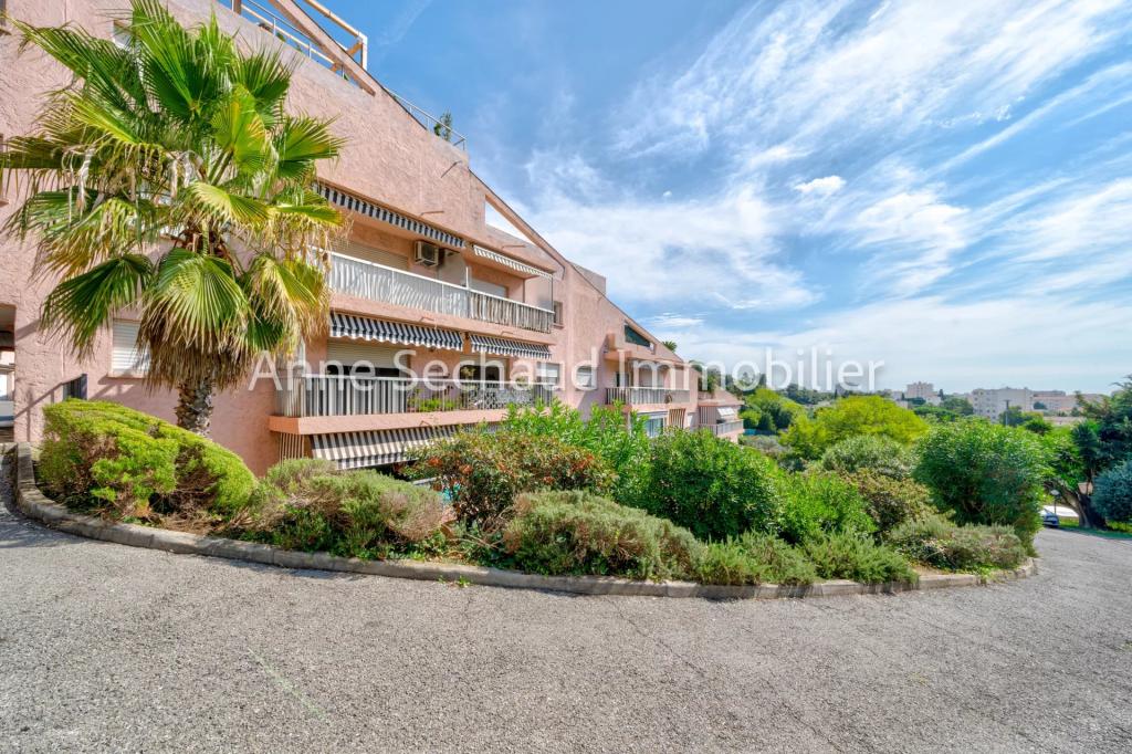 Vente Vente Appartement Cannes - Réf. 9913  - Mandataire immobilier Anne Sechaud - image 1