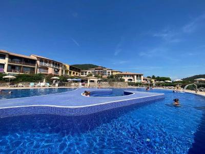 Vente Appartement Roquebrune-sur-Argens - Réf. 10729  - Mandataire immobilier Régine Finistre - image 11
