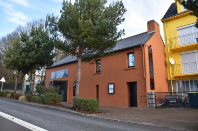 Local commercial 198 m²
