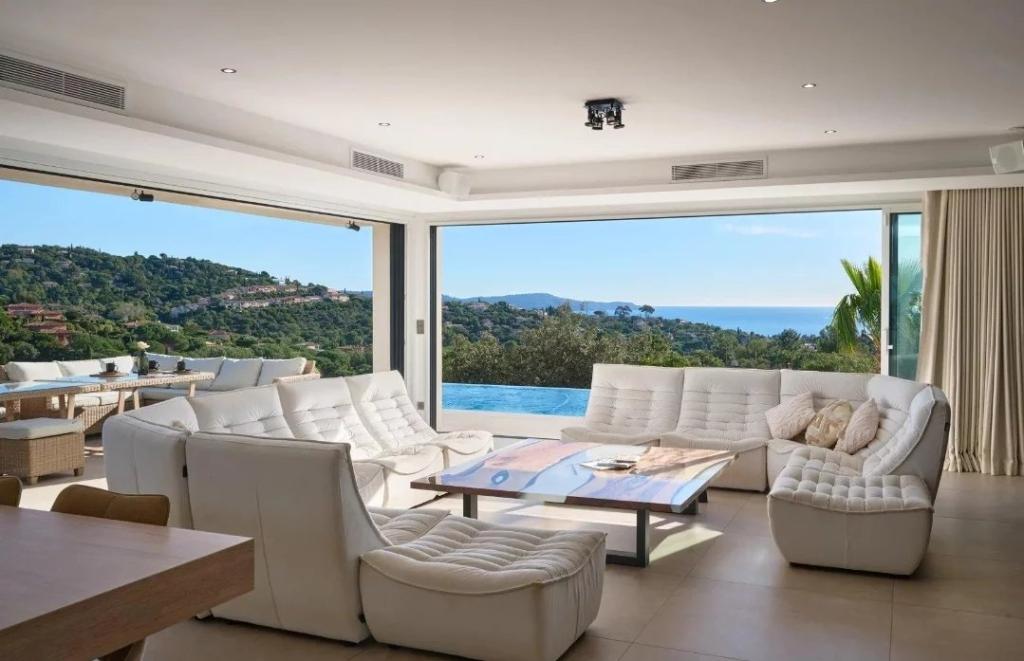 Cavalaire-sur-Mer 83240 – Villa