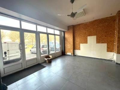 Le Pecq 78230 – Commerce