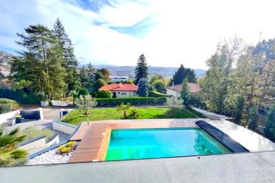 Villa 320 m²