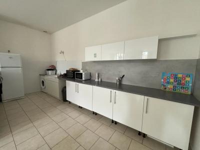 Vic-Fezensac 32190 – Immeuble