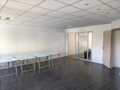 Vente Bureau Ivry-sur-Seine - Réf. 11214  - Mandataire immobilier Jérôme Karsenti - image 2