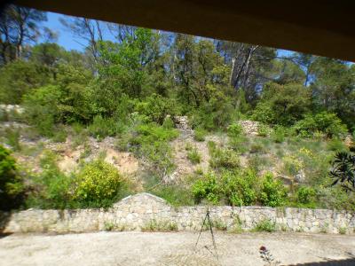 Terrain constructible 806 m²