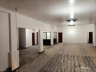 Ivry-sur-Seine 94200 – Local