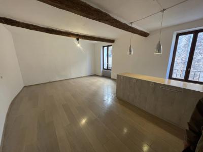Lorgues 83510 – Immeuble