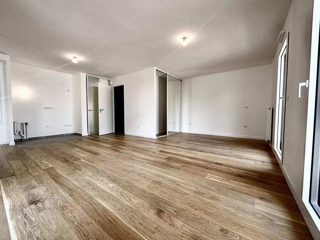 Vente Vente Studio Saint-Germain-en-Laye - Réf. 11274  - Mandataire immobilier Bérangère Leroy - image 1