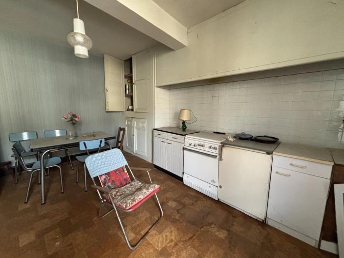 Vic-Fezensac 32190 – Immeuble