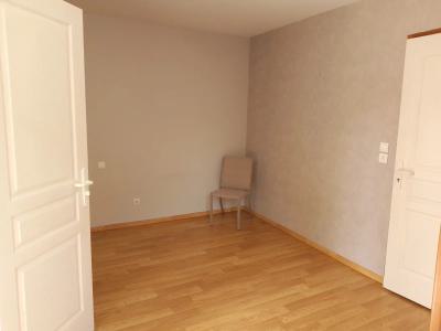 Confolens 16500 – Immeuble