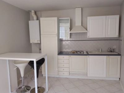 Confolens 16500 – Immeuble