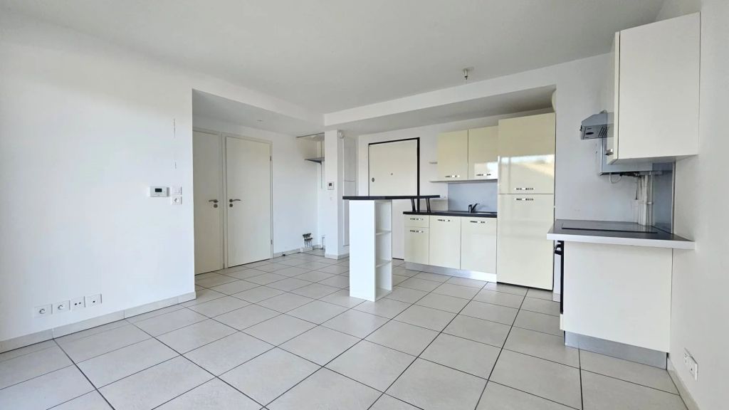 Vente Vente Appartement Fréjus - Réf. 11068  - Mandataire immobilier Christophe Cyr - image 1