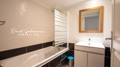 Fréjus 83600 – Appartement