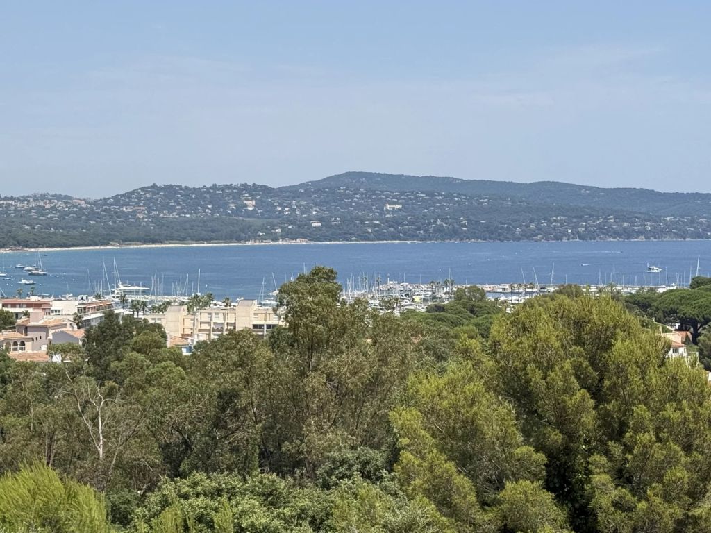 Vente Vente Appartement Cavalaire-sur-Mer - Réf. 11362  - Mandataire immobilier Inès Ribeiro - image 1