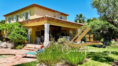 Vente Villa Fréjus - Réf. 11117  - Mandataire immobilier Christophe Cyr - image 2