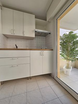 Vente Studio Fréjus - Réf. 10572  - Mandataire immobilier Stéphanie Van De Kadsye - image 2
