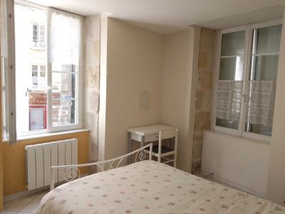 Confolens 16500 – Immeuble