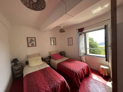 Champtercier 04660 – Maison