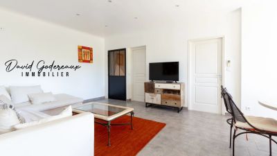 Fréjus 83600 – Appartement