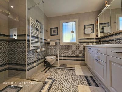 Vente Villa Bagnols-en-Forêt - Réf. 10581  - Mandataire immobilier Stéphanie Van De Kadsye - image 9