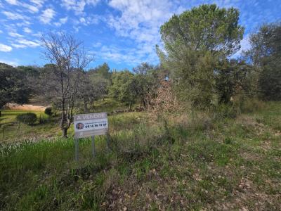 Terrain constructible 1300 m²