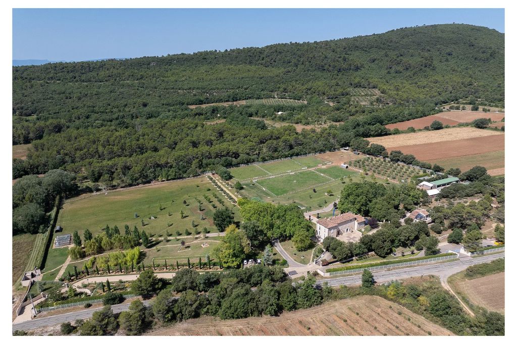 Vente Vente Domaine équestre Fox-Amphoux - Réf. 11443  - Mandataire immobilier Sylvie Geler - image 1