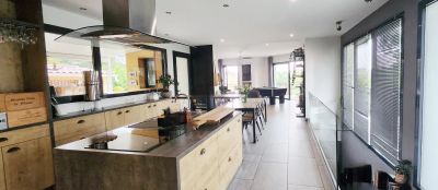 Maison 220 m²